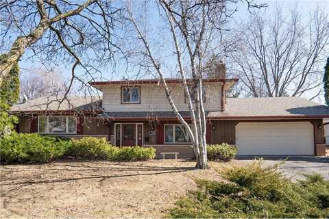 7740 Arlington Avenue N, Brooklyn Park, MN 55443