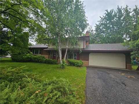 7740 Arlington Avenue N, Brooklyn Park, MN 55443