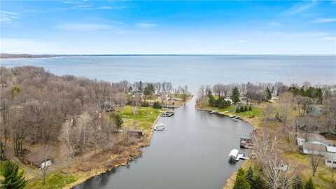 6095 Holiday Harbor Drive, Garrison, MN 56450