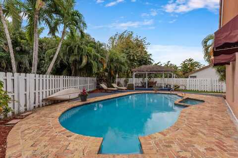 8538 NW 21 Manor, Coral Springs, FL 33071