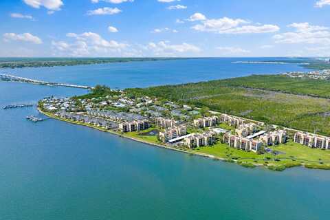 3442 NE Causeway Boulevard, Jensen Beach, FL 34957