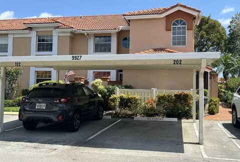 9927 Seacrest Circle, Boynton Beach, FL 33437