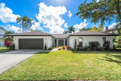 3432 Pine Haven Circle, Boca Raton, FL 33431