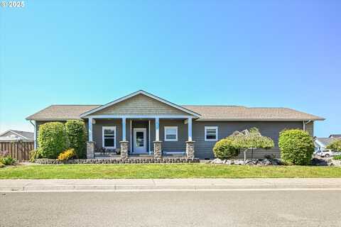 728 ROGERS PL, Bandon, OR 97411