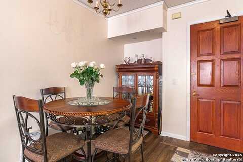 1 Towers Park Ln, San Antonio, TX 78209