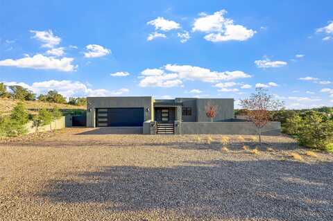 6 Ridge Point Court, Santa Fe, NM 87506