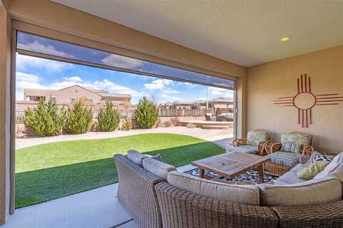 4742 Lluvia Encantada, Santa Fe, NM 87507