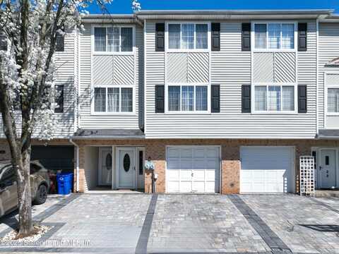 24 White Oak Lane, Staten Island, NY 10309