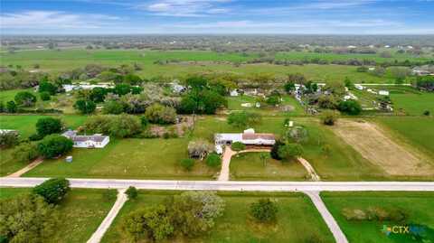473 Hollybrook Drive, Inez, TX 77968