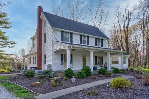 8215 Kuebler Road, Evansville, IN 47720