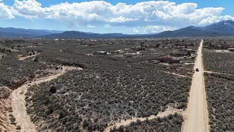 85 Vista Linda Rd, Ranchos de Taos, NM 87557