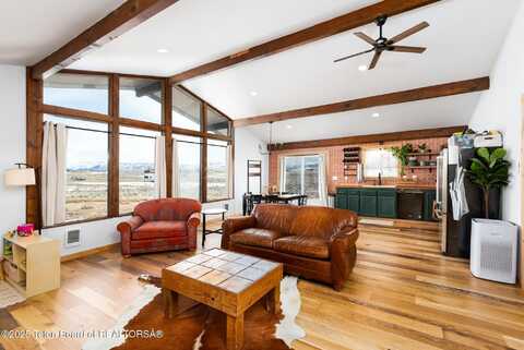 7 MERRIMAC Trail, Boulder, WY 82923