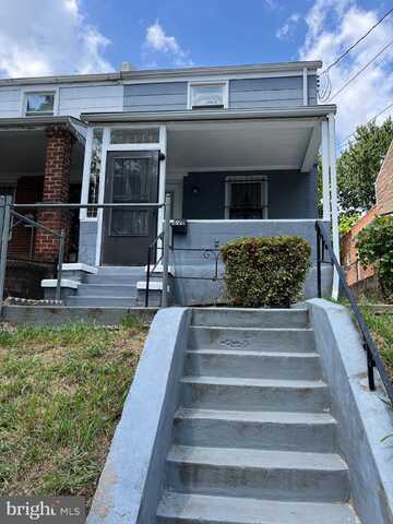 808 DIVISION AVENUE NE, WASHINGTON, DC 20019