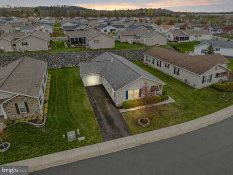 86 WESTIN ROAD, DOUGLASSVILLE, PA 19518