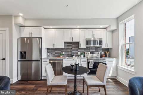 1924 N FRONT STREET, PHILADELPHIA, PA 19122