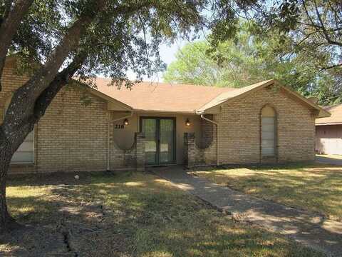 218 Lawndale Drive, Marlin, TX 76661