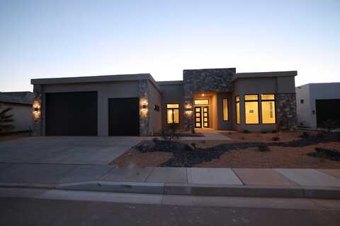 3736 S Mckenzie LN, Washington, UT 84780