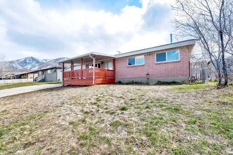 684 E OQUIRRH N, Tooele, UT 84074