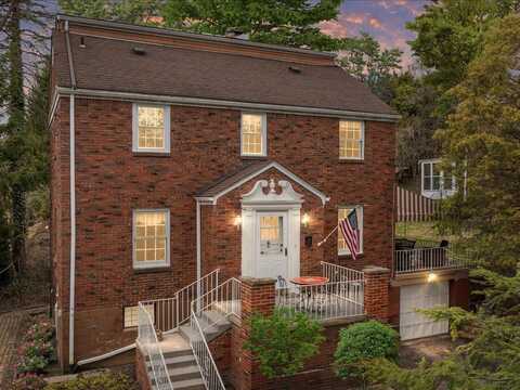 1633 Georgetown Pl, Blackridge, PA 15235