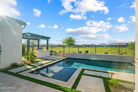 17396 W CRAWFORDSVILLE Drive, Surprise, AZ 85388