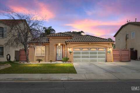 8208 Crestridge Court, Bakersfield, CA 93313