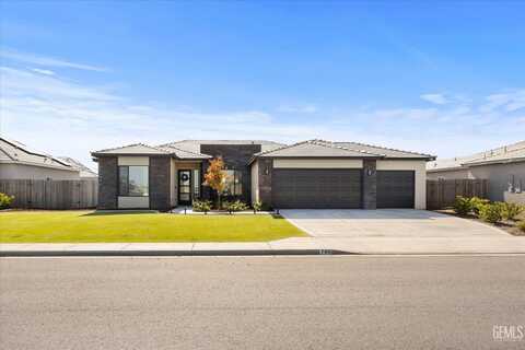 700 Brookline Lane, Bakersfield, CA 93314
