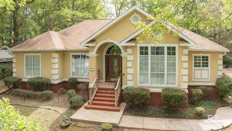 685 Ridgewood Drive, Daphne, AL 36526