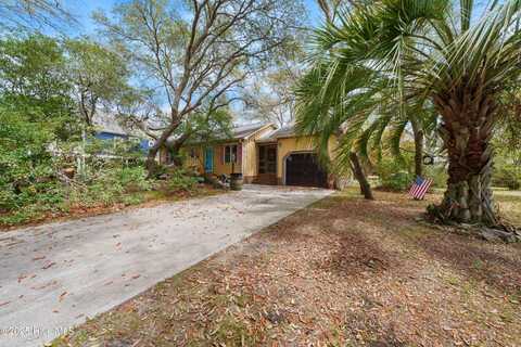 226 NE 41st Street, Oak Island, NC 28465