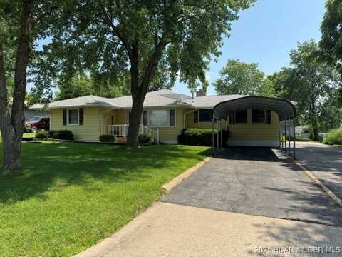 346 Fairfax Drive, Lebanon, MO 65536