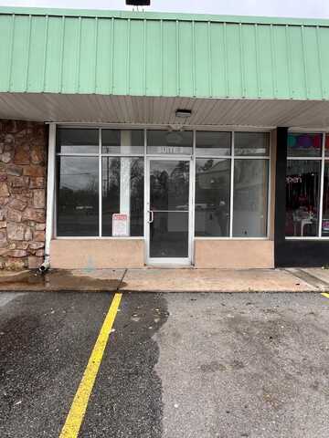 8700 Colonel Glenn Road Unit 2, Little Rock, AR 72204