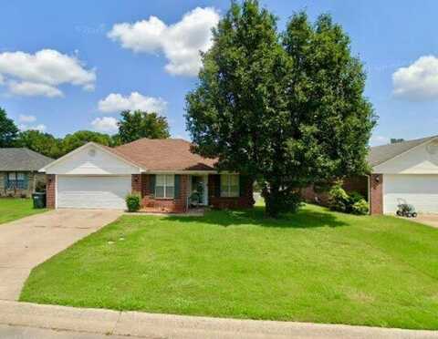1360 Arapaho Trail, Conway, AR 72034