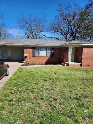 2815 S Bryant Street, Little Rock, AR 72204