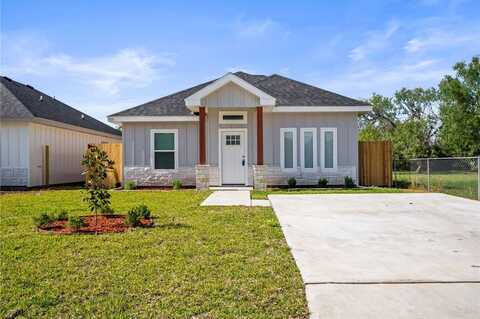 509 W Ragland Avenue, Kingsville, TX 78363