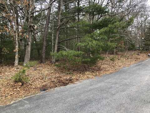 30 Wings Lane, Cotuit, MA 02635