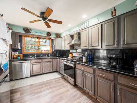 1410 Stratford Road, Delaware, OH 43015