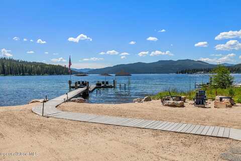 50 Lower Bear Creek Bay Rd, Coolin, ID 83821