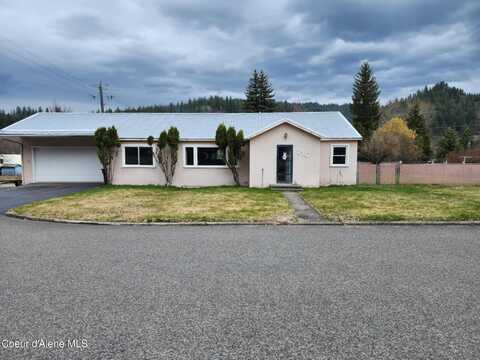 216 W Oak Ave, Osburn, ID 83849