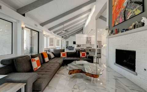 135 Desert W Drive, Rancho Mirage, CA 92270
