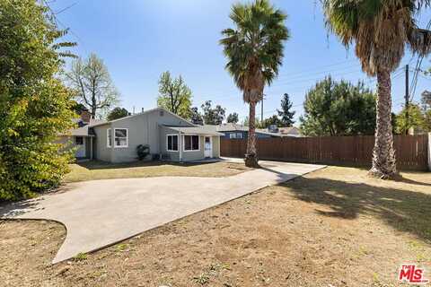 6415 Dempsey Ave, Van Nuys, CA 91406