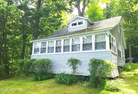 8025 Cline Shores, Wolcott, NY 14590