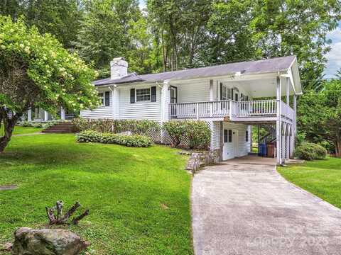 330 Johnson Branch Road, Maggie Valley, NC 28751