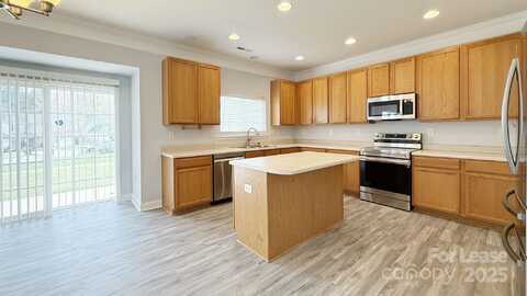 119 Tribune Drive, Charlotte, NC 28214