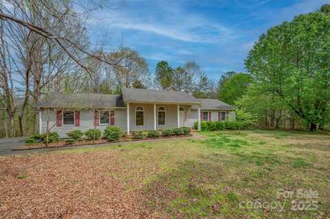 383 Woody Circle, Tryon, NC 28782