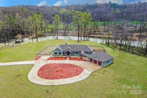 118 McOwenben Pass, Lake Lure, NC 28746