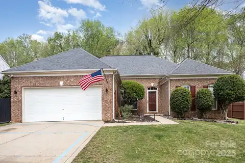 147 Gabriel Drive, Mooresville, NC 28115