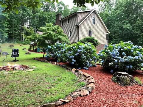 1496 Givens Street, Hickory, NC 28602