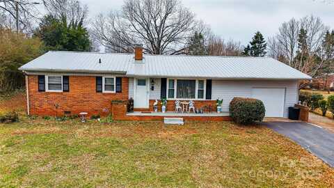 207 Stacy Street, Morganton, NC 28655