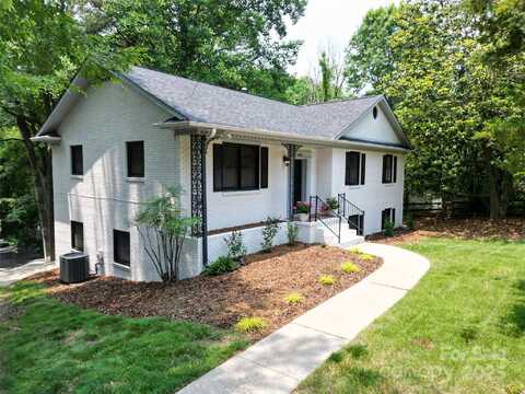 6614 Old Providence Road, Charlotte, NC 28226