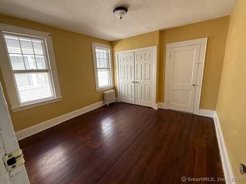 2127 East Main Street, Bridgeport, CT 06610
