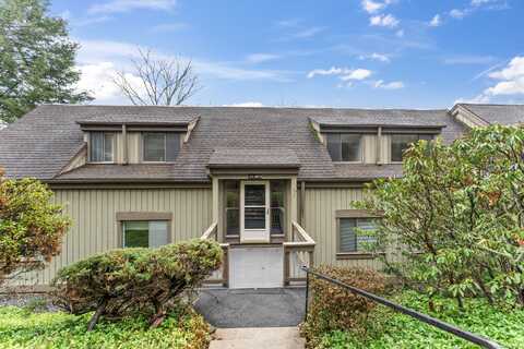22 Heritage Village, Southbury, CT 06488